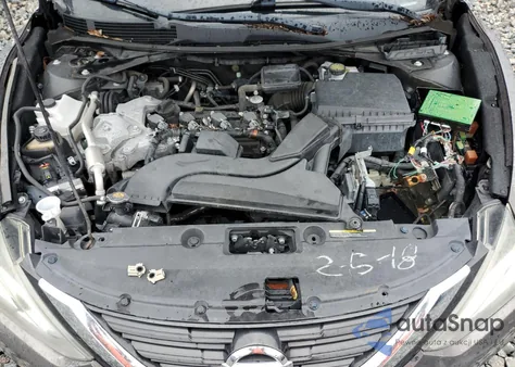 2017 Nissan Altima 2.5 z USA, uszkodzony, nr VIN 1N4AL3AP3HC118309